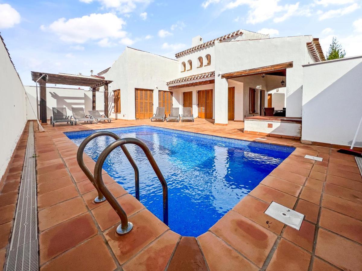 Three Bedroom Luxury Villa El Valle Golf Resort Banos y Mendigo Exterior foto